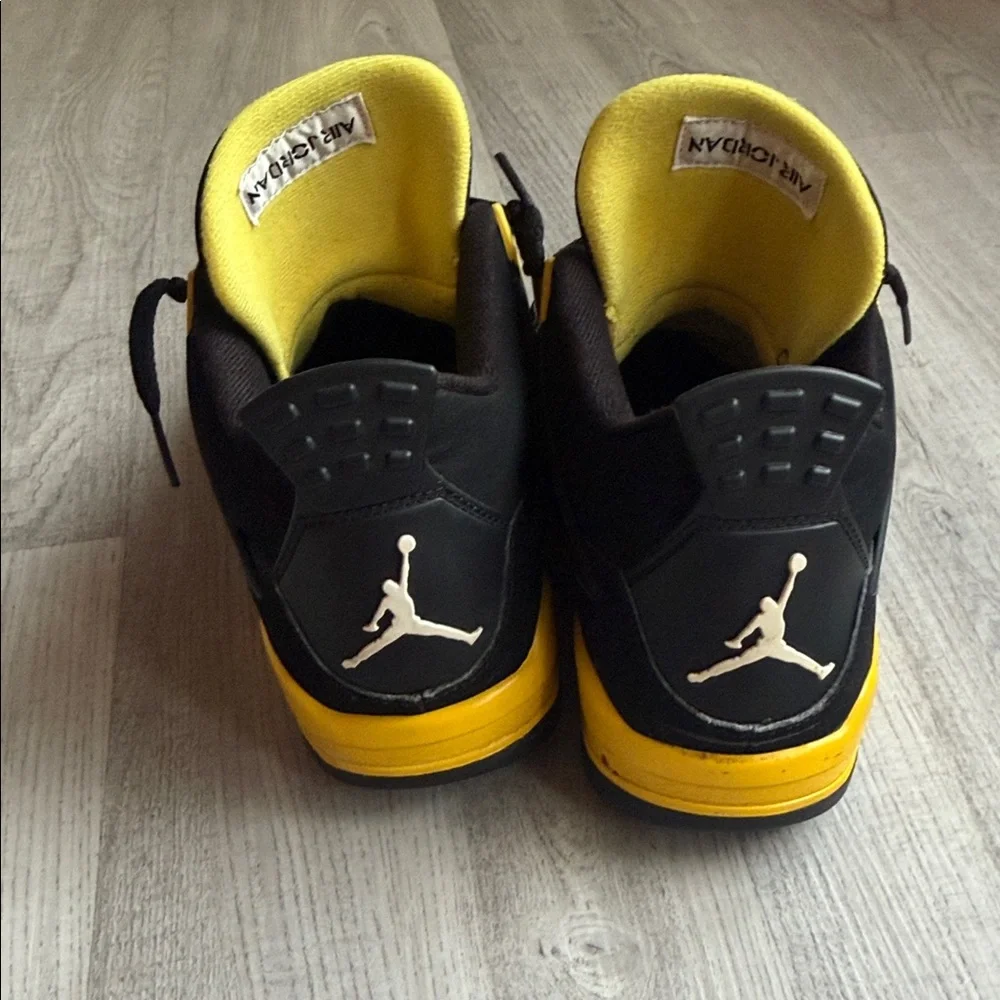 Jordan iconic sneakers